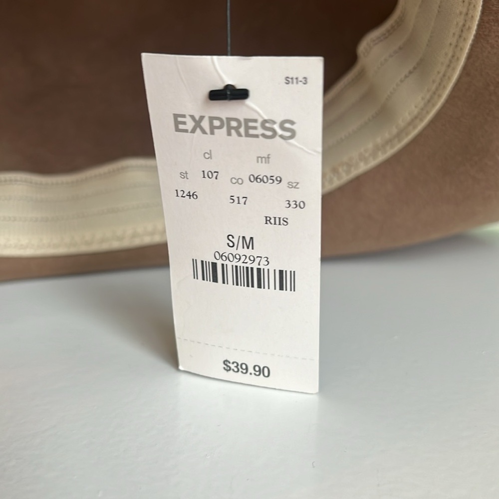 Express Hat - Picture 13 of 13